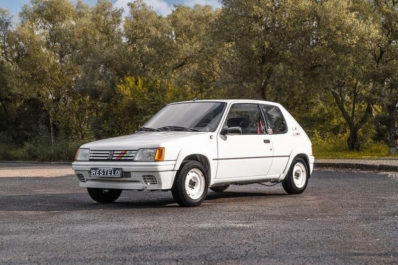Gebraucht Peugeot 205 101 PS (74 kW) 1988 Weiß Limousine