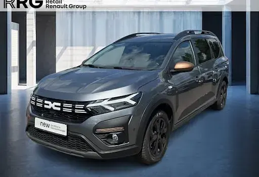 Gebraucht Dacia Jogger Extreme 141 PS (103 kW) 2025 Grau Van / Kleinbus