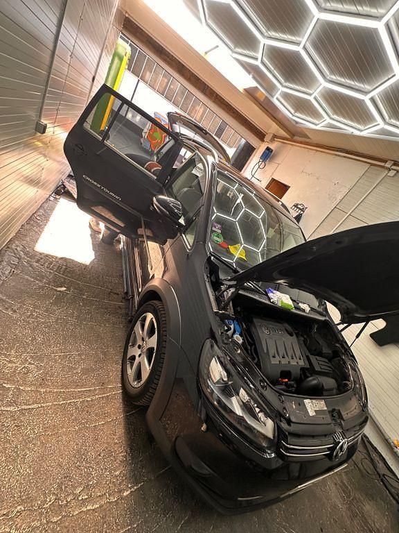 Gebraucht VW Touran 170 PS (125 kW) 2012 Schwarz Van / Kleinbus