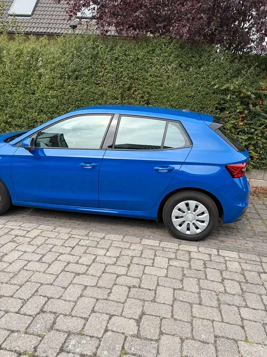 Gebraucht Skoda Fabia 65 PS (47 kW) 2023 Blau Kleinwagen