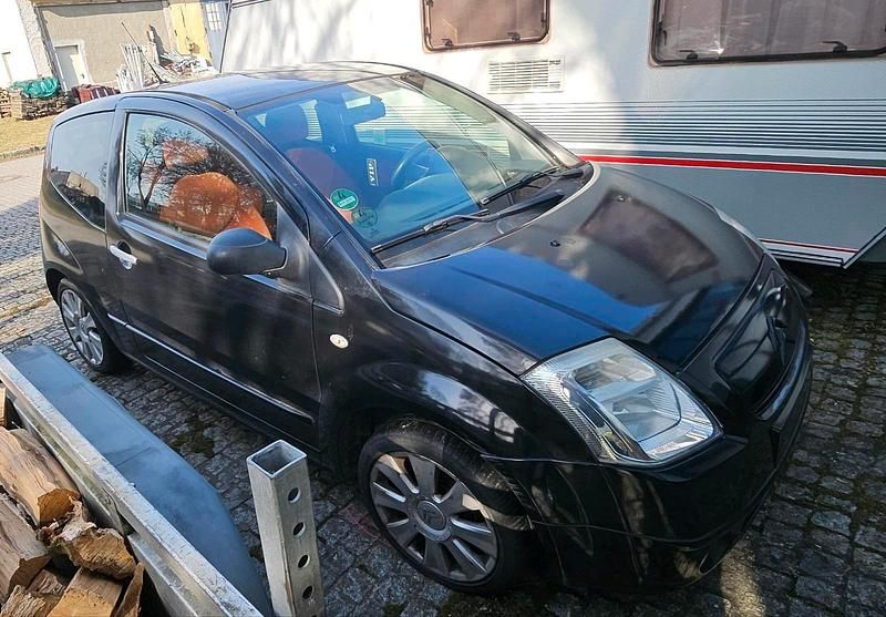 Gebraucht Citroën C2 73 PS (53 kW) 2006 Schwarz Kleinwagen