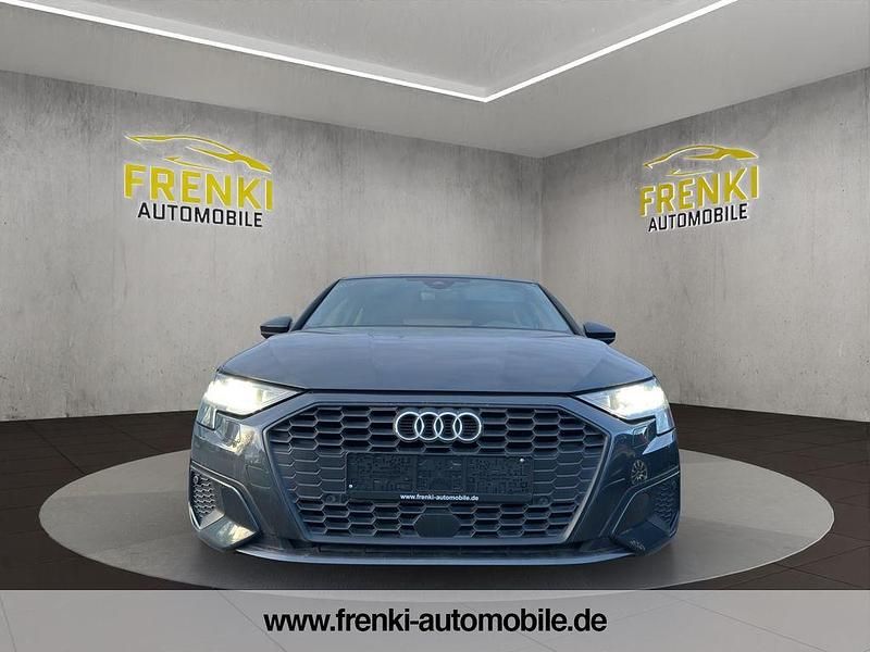 Gebraucht Audi A3 116 PS (85 kW) 2022 Grau Limousine