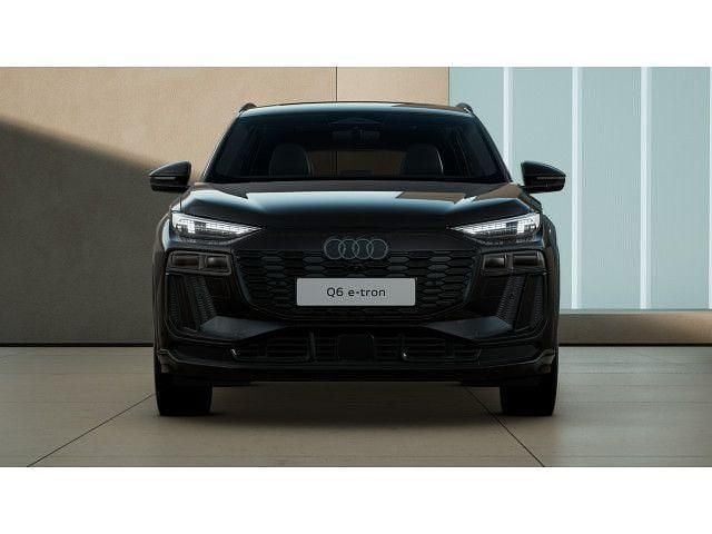 Neu Audi Q6 e-tron Performance 225 kW (306 PS) 2026 Schwarz SUV