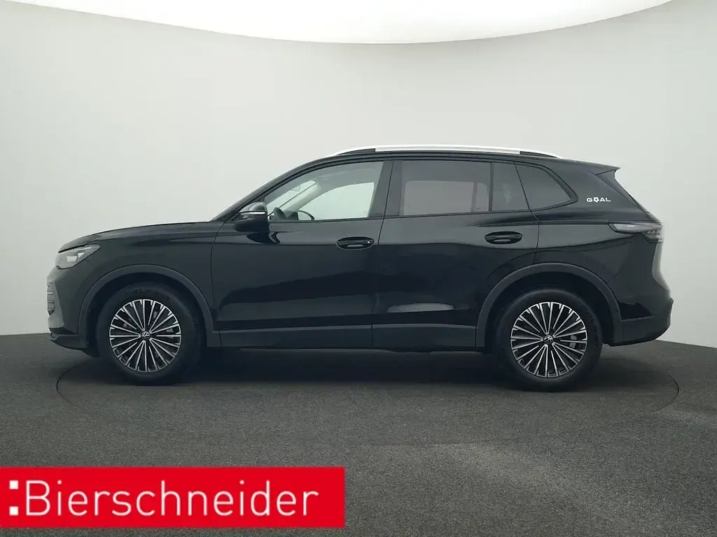 Gebraucht VW Tiguan Goal 150 PS (110 kW) 2025 Schwarz SUV