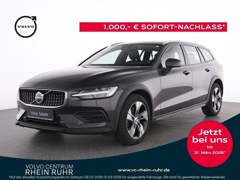 Gebraucht Volvo V60 CC Plus 197 PS (144 kW) 2024 Grau Kombi