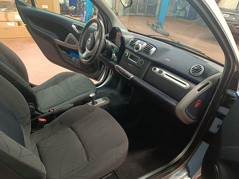 Gebraucht Smart ForTwo Coupé Passion 71 PS (52 kW) 2012 Blau Coupé