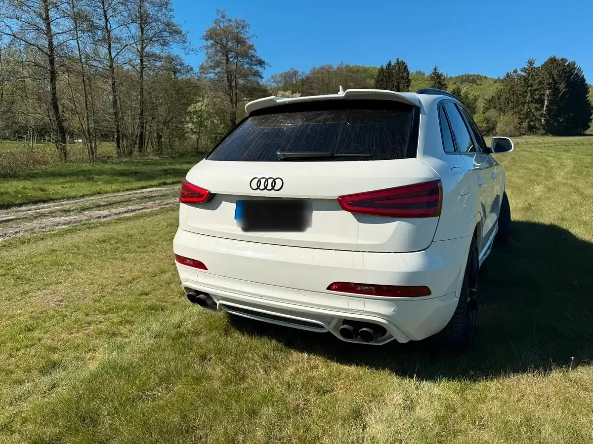 Second-hand Audi Q3 Comfort 220 CP (161 kW) 2013 Alb SUV