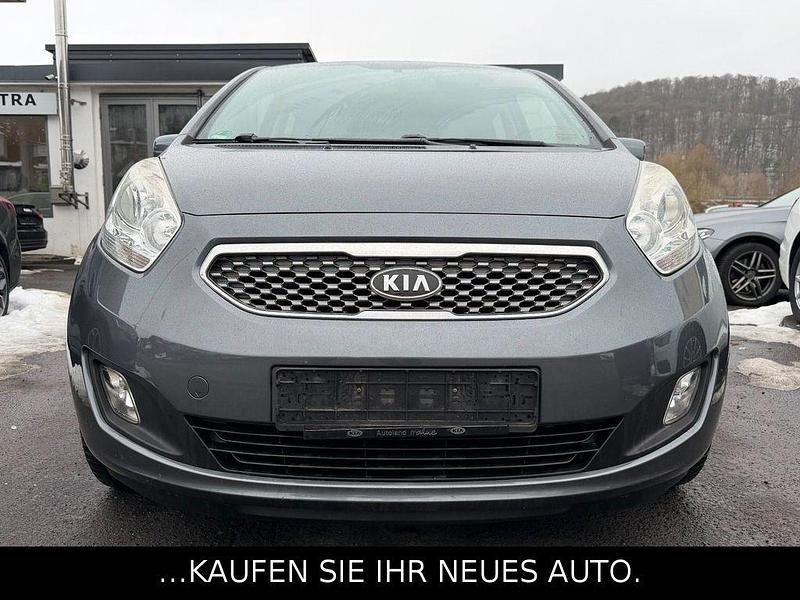 Gebraucht Kia Venga 90 PS (66 kW) 2011 Grau Kleinwagen