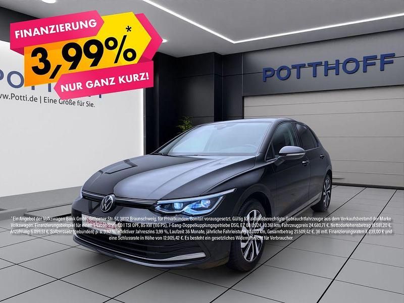 Gebraucht VW Golf VIII Active 150 PS (110 kW) 2023 Schwarz Limousine