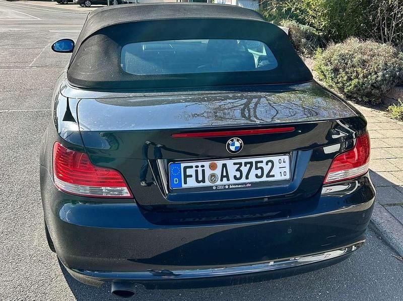 Schwarz Gebraucht 2009 BMW 120 Cabriolet Cabrio | 8.900 € (Guter Preis) - Bild 1/4