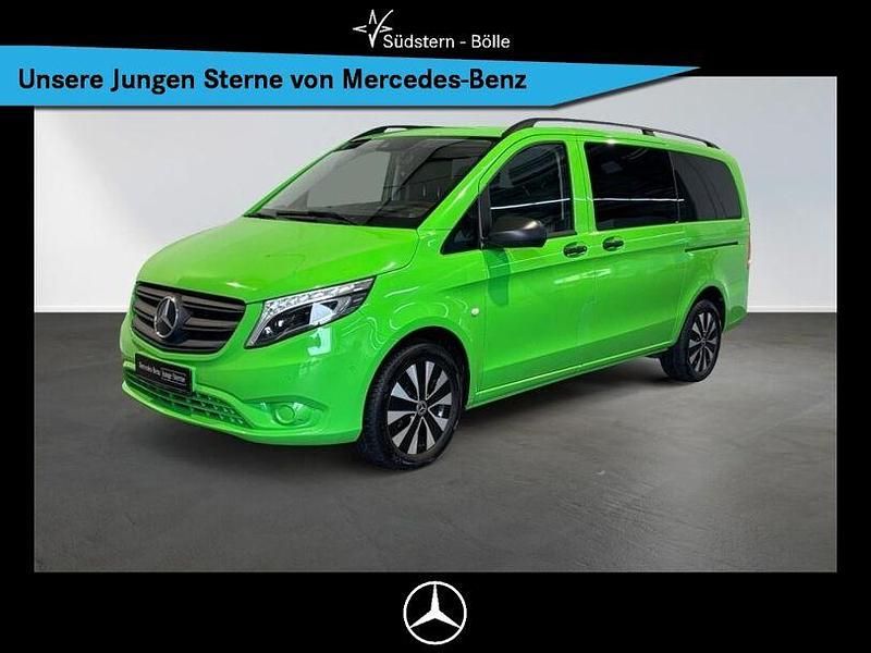 Grün gelbgrün Gebraucht 2021 Mercedes Vito Van | 26.654 € - Bild 1/4