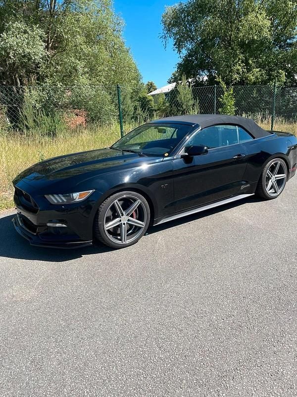 Schwarz Gebraucht 2017 Ford Mustang Cabrio | 22.600 € (Fairer Preis) - Bild 1/4