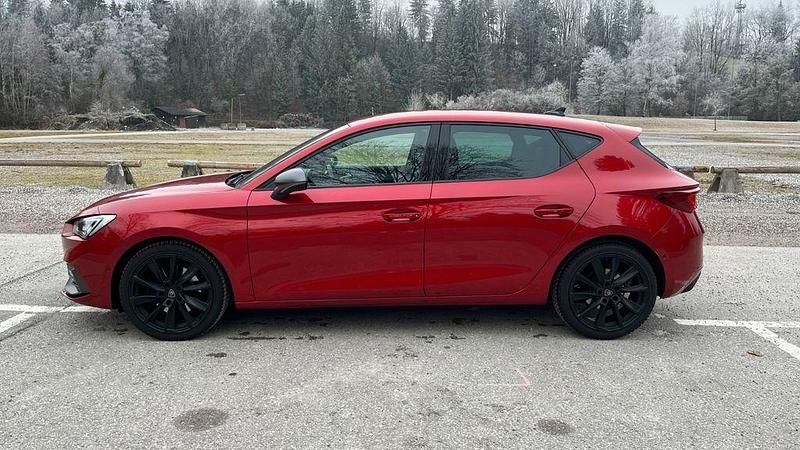 Gebraucht Seat Leon FR 150 PS (110 kW) 2021 Rot Limousine