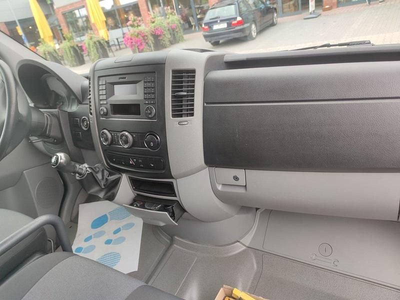 Weiß Gebraucht 2015 VW Crafter Van | 11.499 € (Fairer Preis) - Bild 1/4