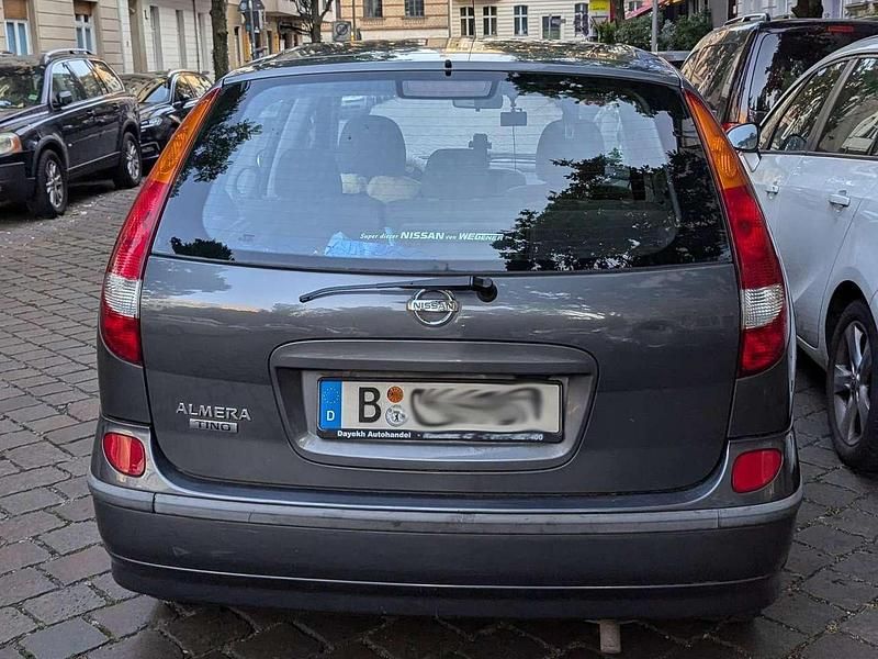 Gebraucht Nissan Almera Tino Acenta+ 116 PS (85 kW) 2005 Grau Van / Kleinbus