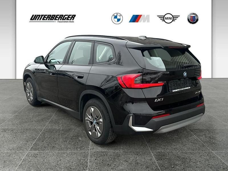 Gebraucht BMW iX1 Performance 225 kW (306 PS) 2023 Schwarz ii SUV