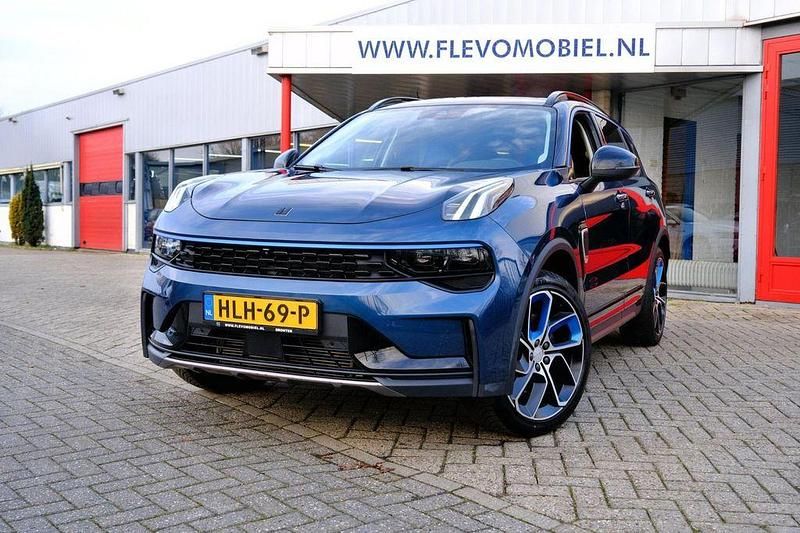 Gebraucht Lynk & Co 01 179 PS (131 kW) 2022 Blau SUV