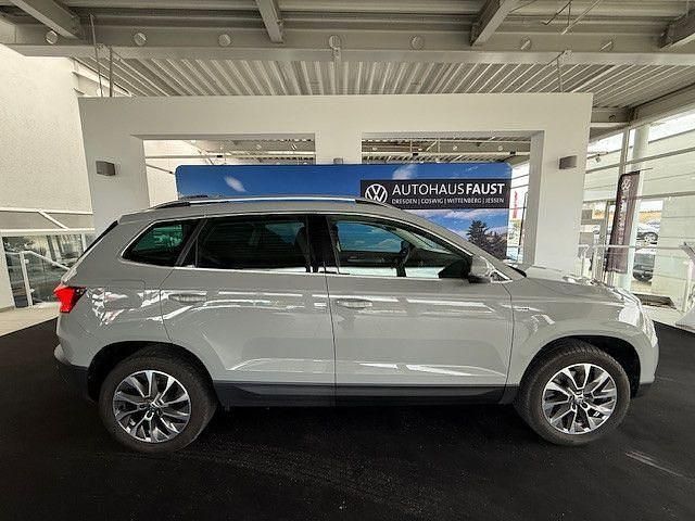 Gebraucht Skoda Karoq Clever 150 PS (110 kW) 2021 Silber SUV