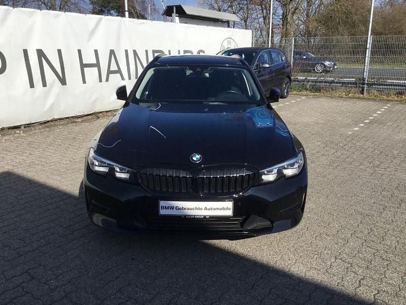 Gebraucht BMW 318 150 PS (110 kW) 2022 Schwarz Kombi
