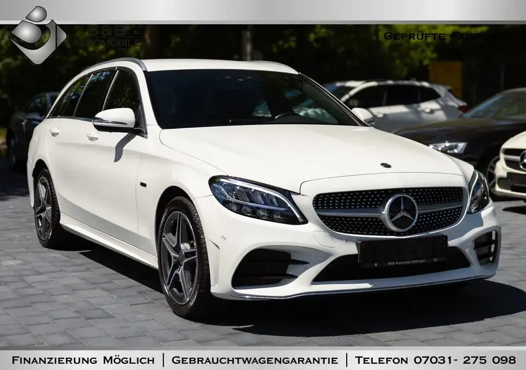 Gebraucht Mercedes C300e AMG line 211 PS (155 kW) 2019 Weiß Limousine