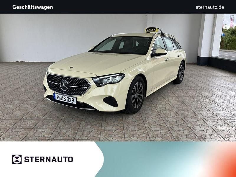 Unilack schwarz Gebraucht 2025 Mercedes E200 Avantgarde Kombi | 57.950 € (Teuer) - Bild 1/4