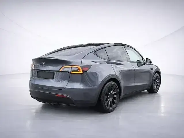 Usado Tesla Model Y 378 kW (514 CV) 2022 Gris SUV