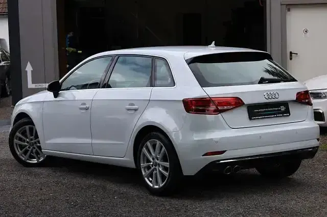 Gebraucht Audi A3 Design 150 PS (110 kW) 2017 Weiß Kombi