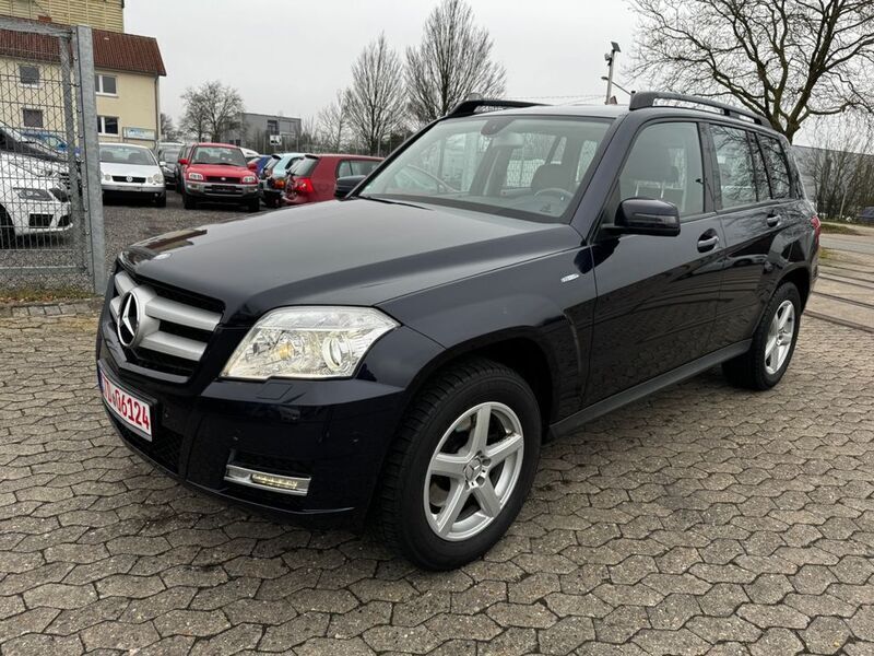 Blau Gebraucht 2010 Mercedes GLK220 SUV | 10.999 € (Guter Preis) - Bild 1/4