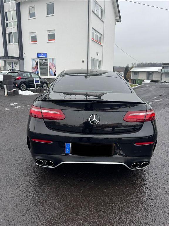 Gebraucht Mercedes E400 333 PS (244 kW) 2017 Schwarz Coupé