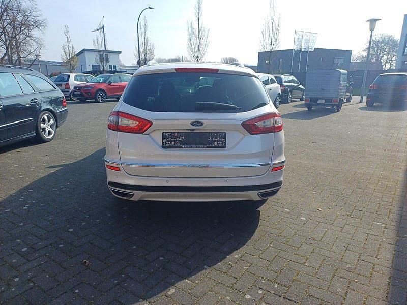 Gebraucht Ford Mondeo Vignale 211 PS (155 kW) 2017 Weiß Kombi