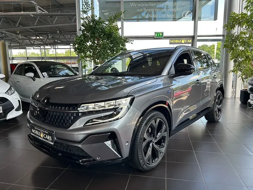 Gebraucht Renault Austral Techno Esprit Alpine 158 PS (116 kW) 2023 Dolomit grau (metallic) SUV