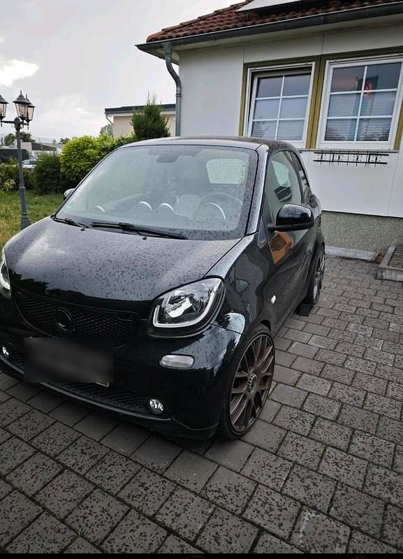 Schwarz Gebraucht 2015 Smart ForTwo Coupé Passion Kleinwagen | 8.300 € (Fairer Preis) - Bild 1/4