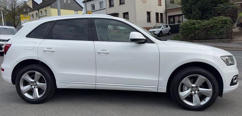 Używany Audi Q5 177 KM (130 kW) 2013 Biały SUV