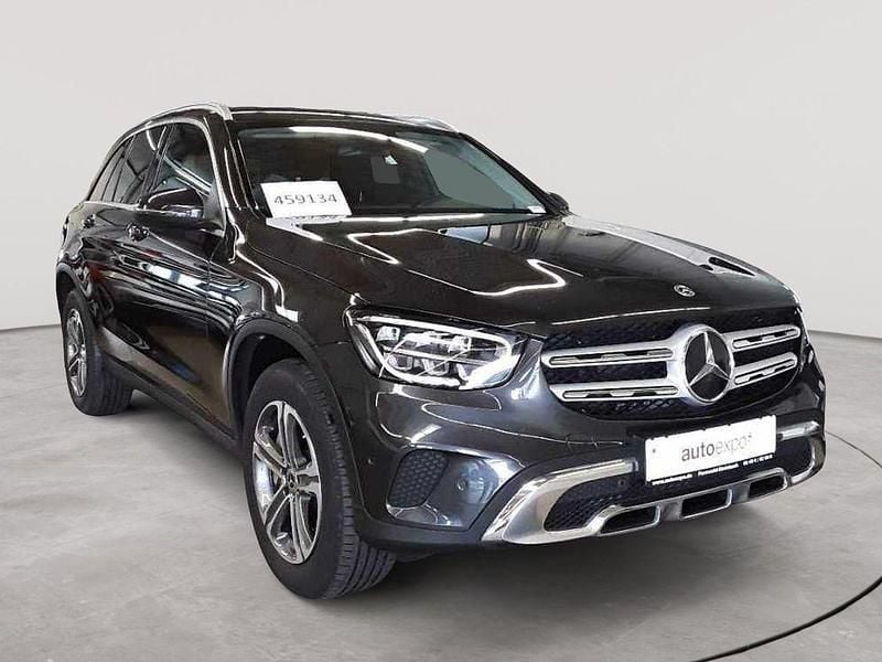 Graphitgrau metallic Gebraucht 2022 Mercedes GLC300e SUV | 32.990 € (Guter Preis) - Bild 1/4