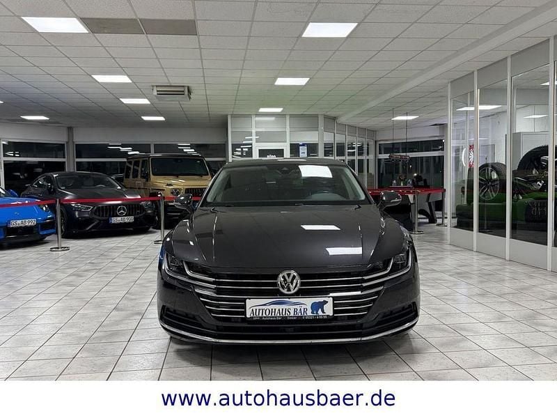 Gebraucht VW Arteon 150 PS (110 kW) 2018 Grau Kleinwagen