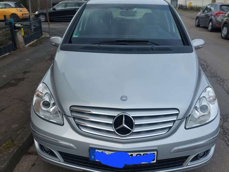 Gebraucht 2005 Mercedes 170 Van / Kleinbus | 5.700 € (Fairer Preis) - Bild 1/4
