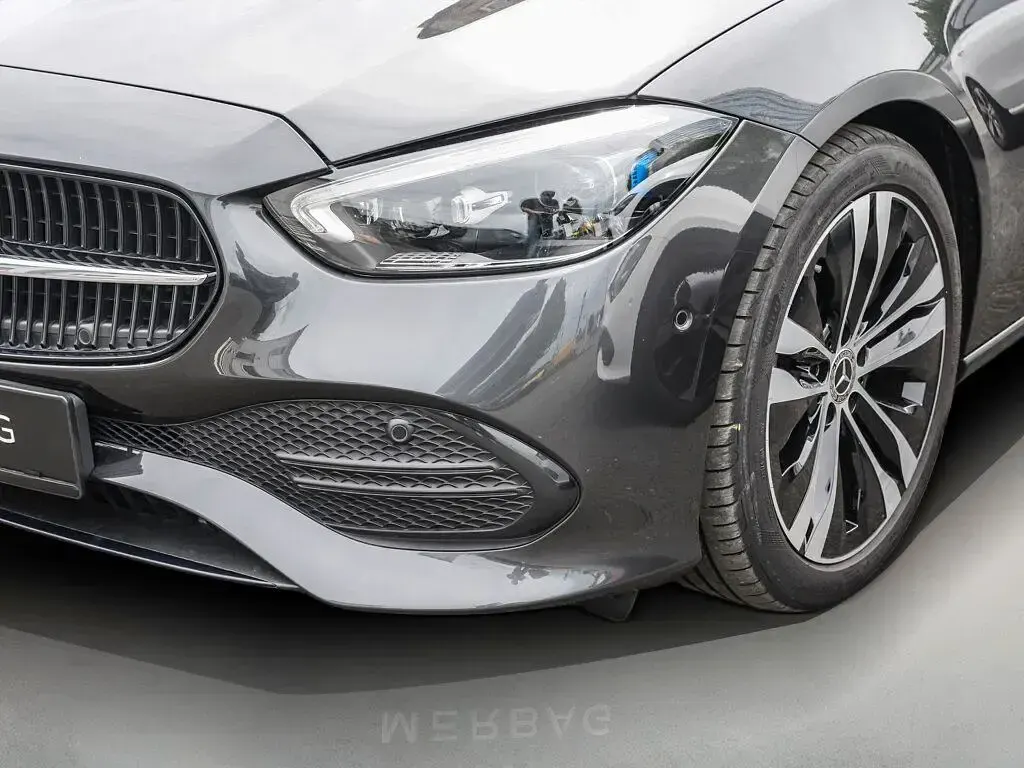 Gebraucht Mercedes C220 Avantgarde 200 PS (147 kW) 2023 Grau Limousine