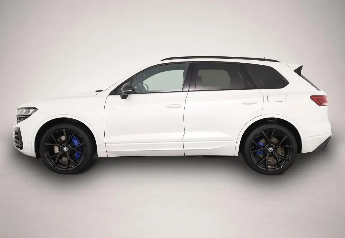Gebraucht VW Touareg R 462 PS (339 kW) 2024 Manufacturer SUV