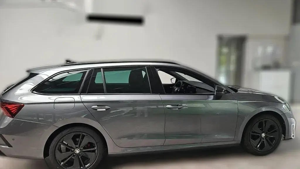 Gebraucht Skoda Octavia RS 200 PS (147 kW) 2024 Grau metallic Kombi