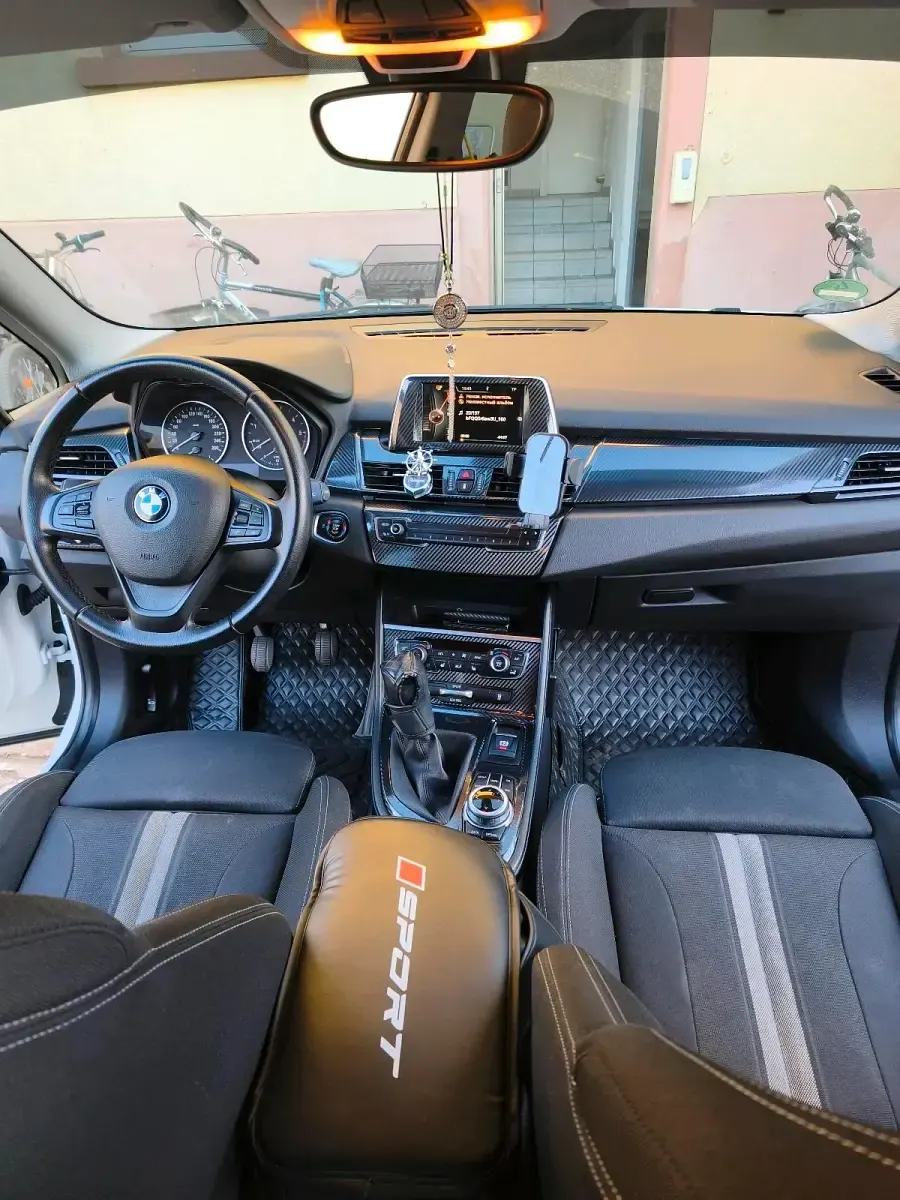 Gebraucht BMW 216 Gran Tourer 116 PS (85 kW) 2017 Weiß Van / Kleinbus