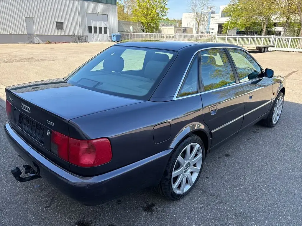 Second-hand Audi A6 150 CP (110 kW) 1997 Berlinǎ