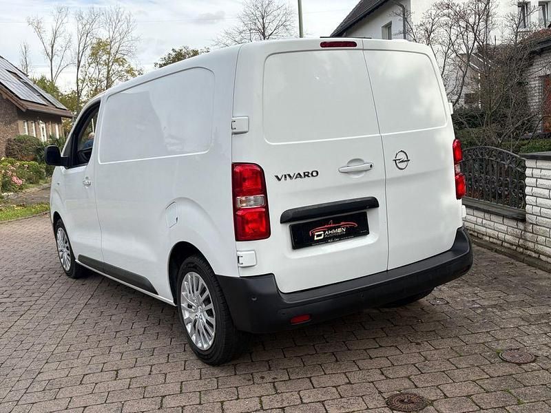 Gebraucht Opel Vivaro Edition 120 PS (88 kW) 2020 Weiß Van / Kleinbus