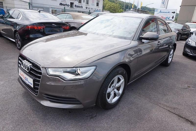 Gebraucht Audi A6 Ambiente 179 PS (131 kW) 2013 Grau Limousine