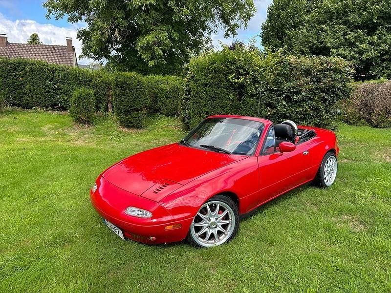 Gebraucht Mazda MX5 116 PS (85 kW) 1990 Rot Cabrio