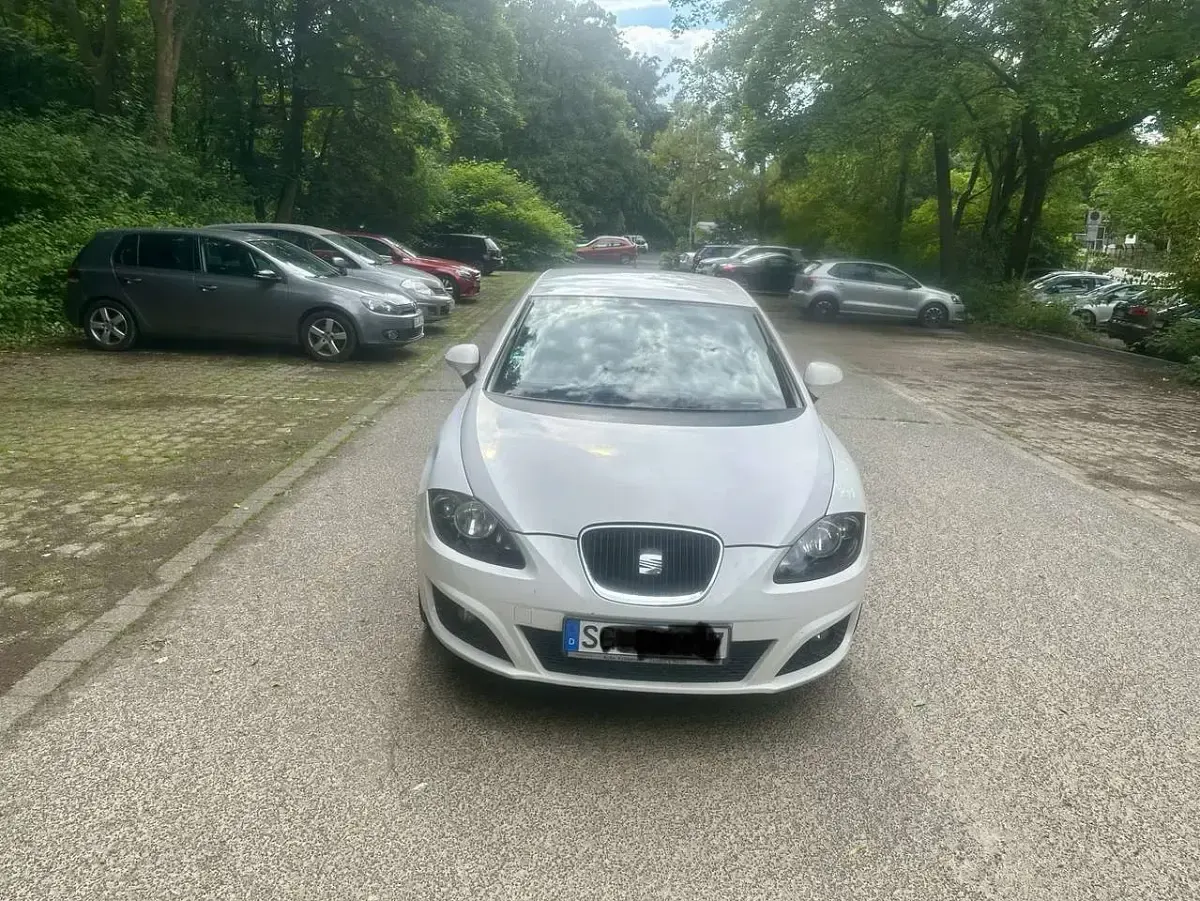 Gebraucht Seat Leon 105 PS (77 kW) 2011 Weiß Kleinwagen