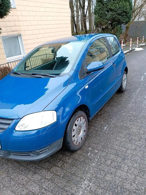 Gebraucht VW Fox 55 PS (40 kW) 2010 Blau Kleinwagen