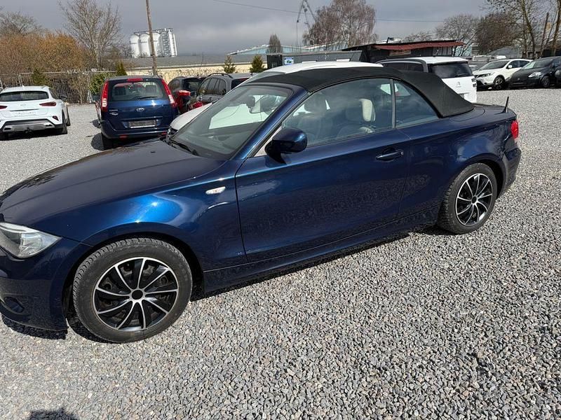 Gebraucht BMW 118 Cabriolet 143 PS (105 kW) 2011 Blau Cabrio