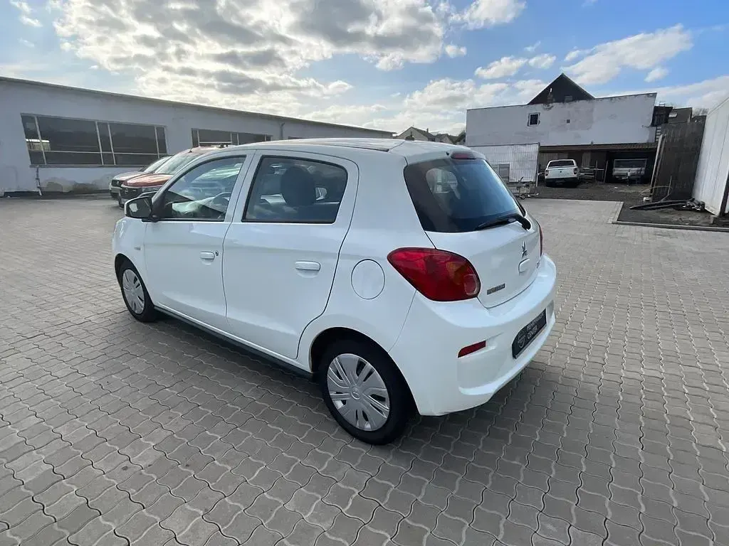 Gebraucht Mitsubishi Space Star Edition 71 PS (52 kW) 2019 Weiß Kleinwagen