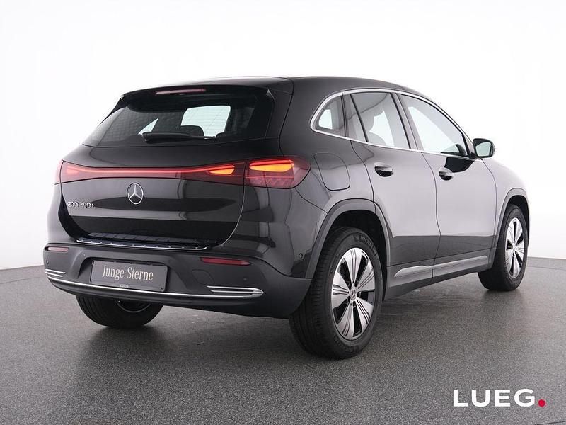 Gebraucht Mercedes EQA250+ Progressive 139 kW (190 PS) 2024 Schwarz SUV