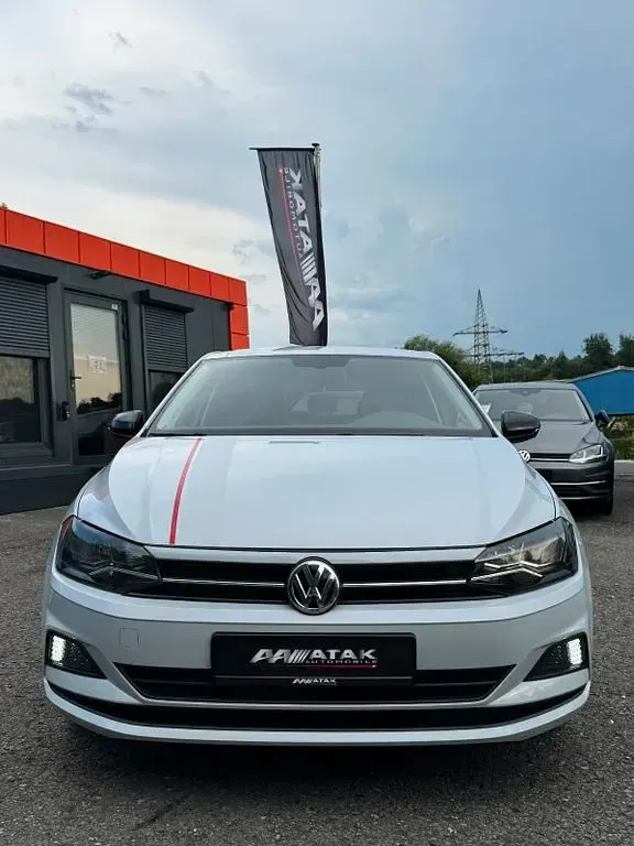Gebraucht VW Polo Beats 75 PS (55 kW) 2018 Grau Kleinwagen